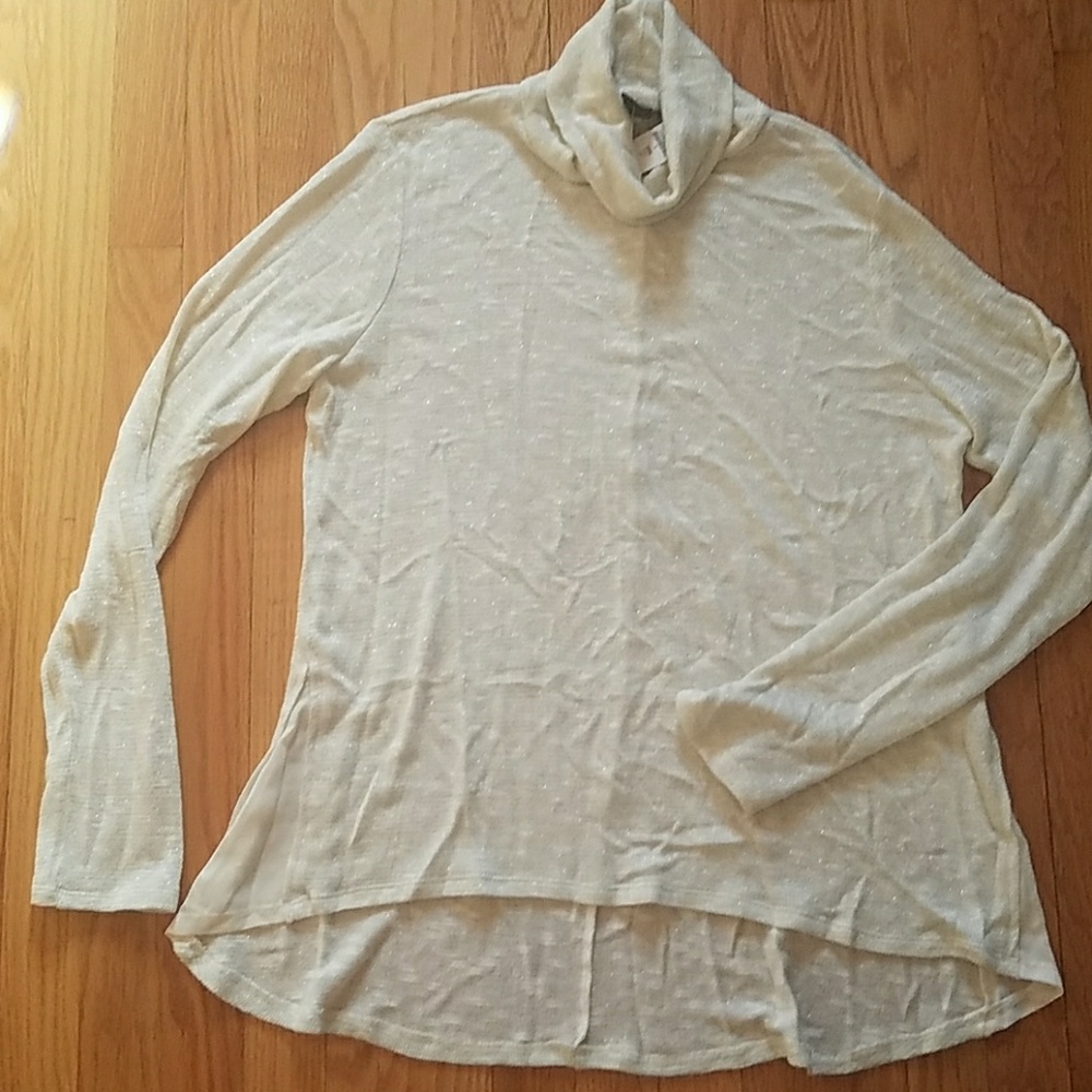 White House Black Market Cream Lightweight Cowl Neck Long Sleeve Top